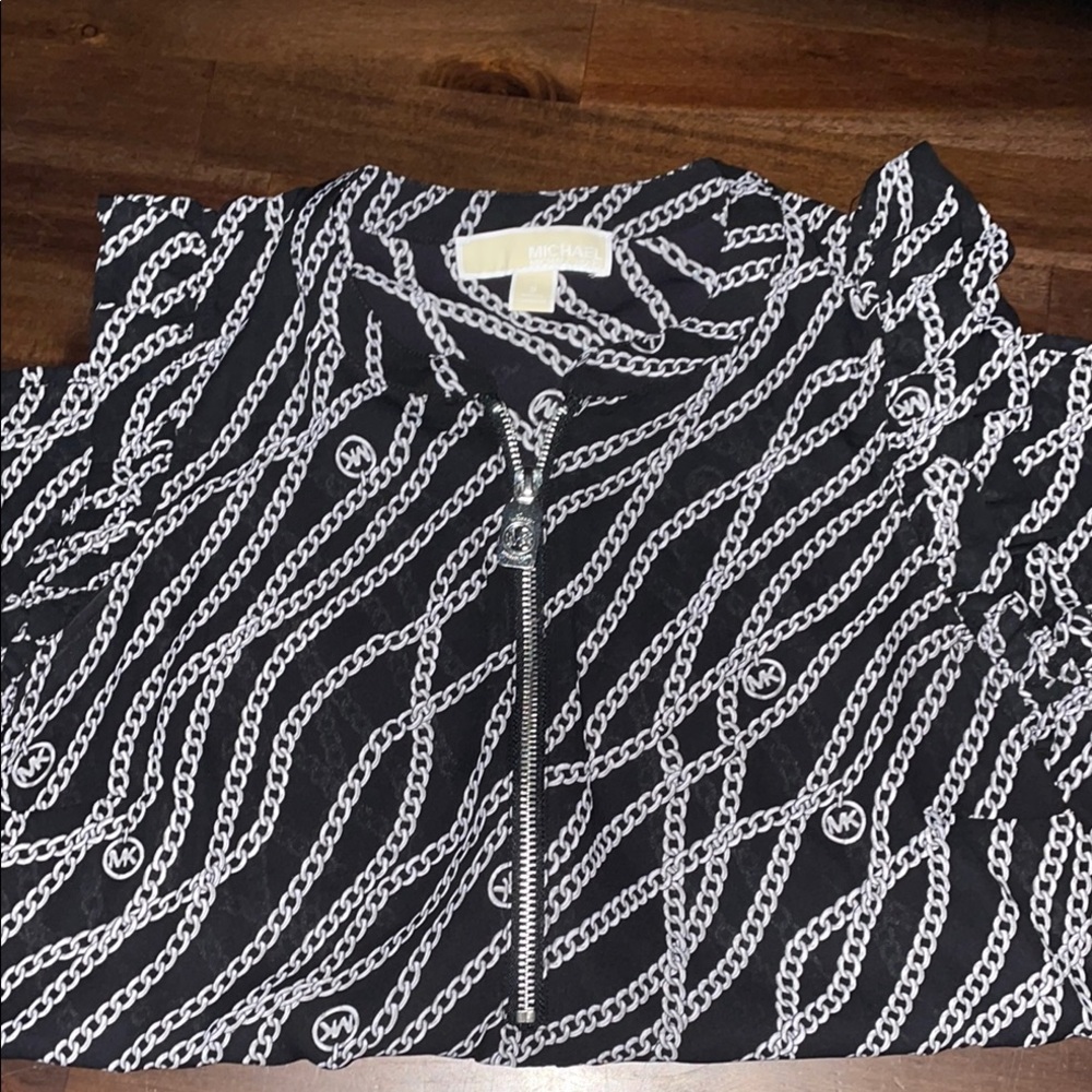 MICHAEL Michael Kors Black and White Sleeveless Graphic Blouse